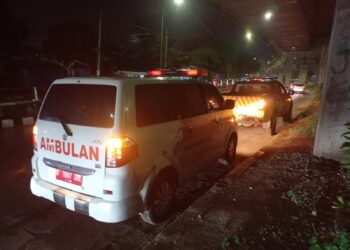 BPBD Kota Bogor Bantu Pengendara Motor Yang Terpeleset, Gesit 119  Langsung Tiba Di Lokasi