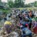Sampah Menggunung, Jenal Mutaqin Turun Ajak Warga Bersih-bersih