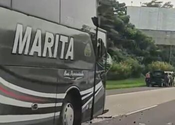 Bus Tabrak Truk di Jalan Tol Jagorawi Ciawi Kabupaten Bogor