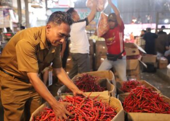 Harga Cabai Di Bekasi Semakin Menyala,